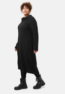 'Vigna' dress – modern balloon silhouette & elegant turn-down collar
