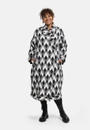 'Larissa' coat - statement look, relaxed silhouette