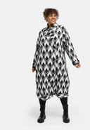 'Larissa' coat - statement look, relaxed silhouette