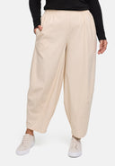 'Livia' Hose – Weite Passform, cleanes Design, & stretch