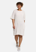 'Crissa' Kleid – plissiert, soft & figurschmeichelnd