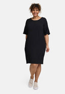 'Crissa' Kleid – plissiert, soft & figurschmeichelnd
